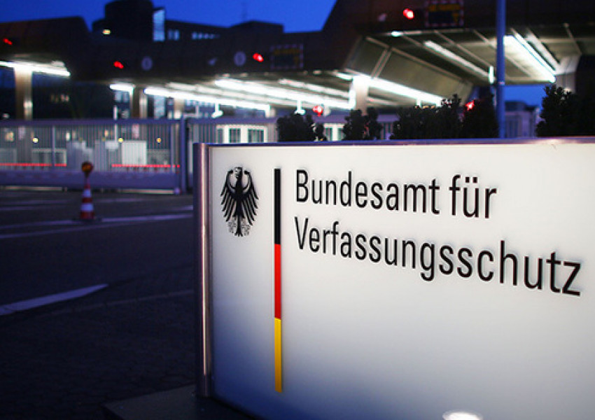 Арестуван е германец, работещ в разузнаването, заподозрян за тероризъм