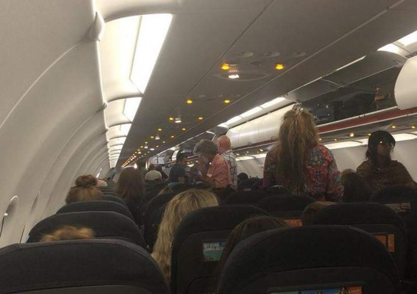 Хаос на "Гетуик", редица полети изпратени на грешните летища