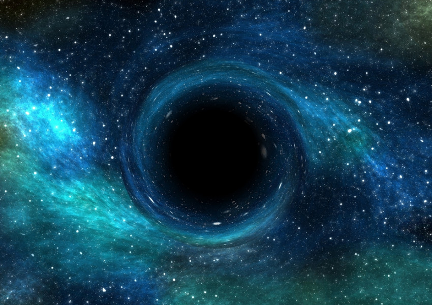 Чудили ли сте какво е да попаднеш в Черна дупка?