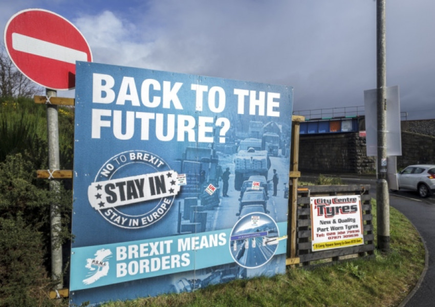 Защо ирланската граница е "ябълката на раздора" за Брекзит?