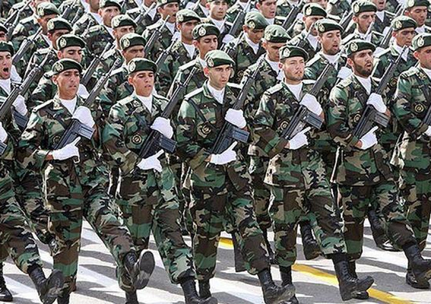 Русия договаря оръжейна сделка с Иран за 10 милиарда долара