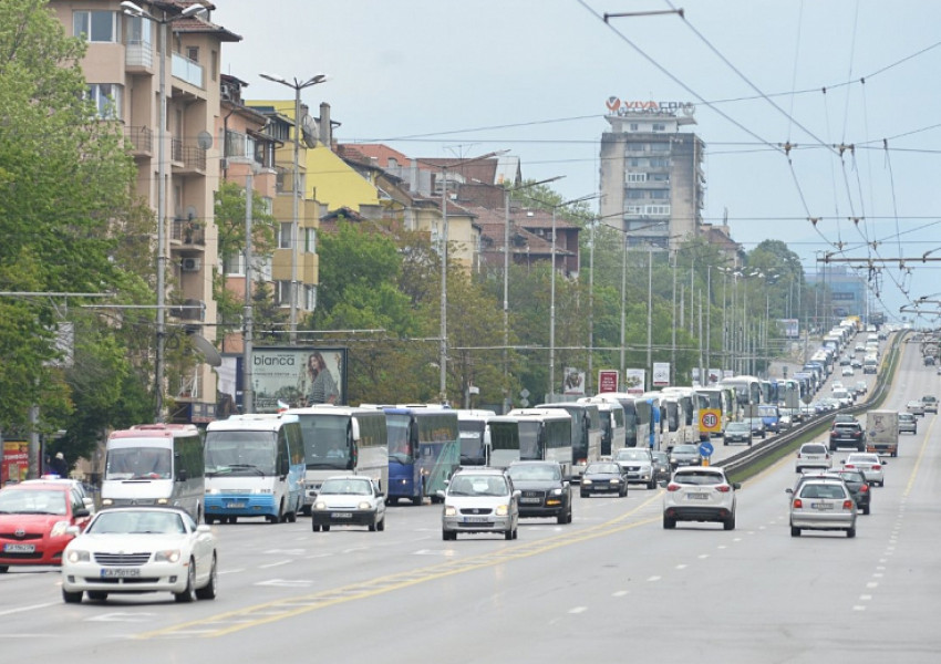 Пускат нов автобус до Летище София