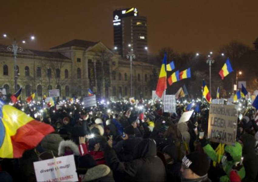 Хиляди румънци протестираха срещу корупцията