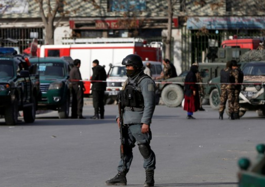 Жертвите на атентата в Кабул се увеличават, вече са 103  