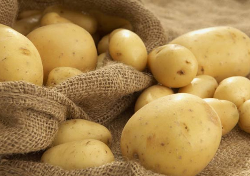 Какви са уникалните лечебни свойства на сока от картофи?