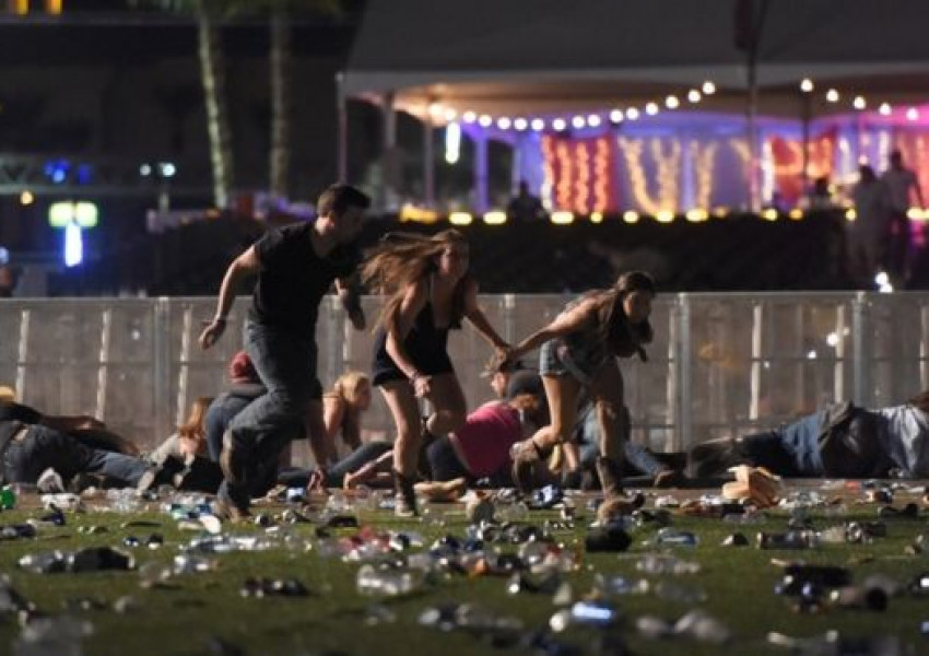 Официално! Двама убити при масова стрелба в Лас Вегас!