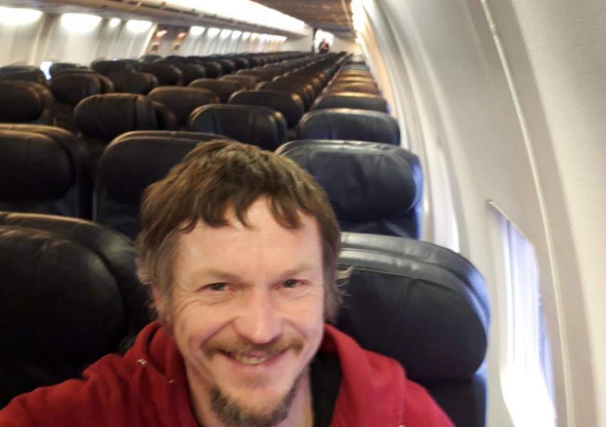 Литовец се оказа единственият пътник в 188-местен самолет