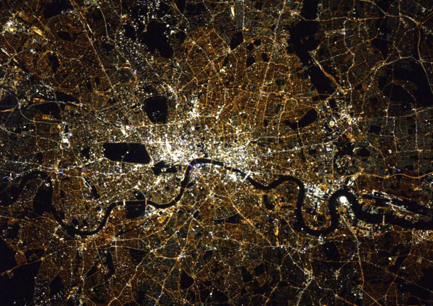 Как изглежда Лондон, погледнат от Космоса (СНИМКА)