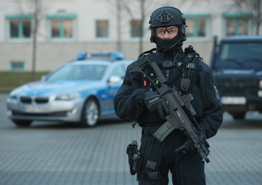 В Германия арестуваха 16 потенциални терористи