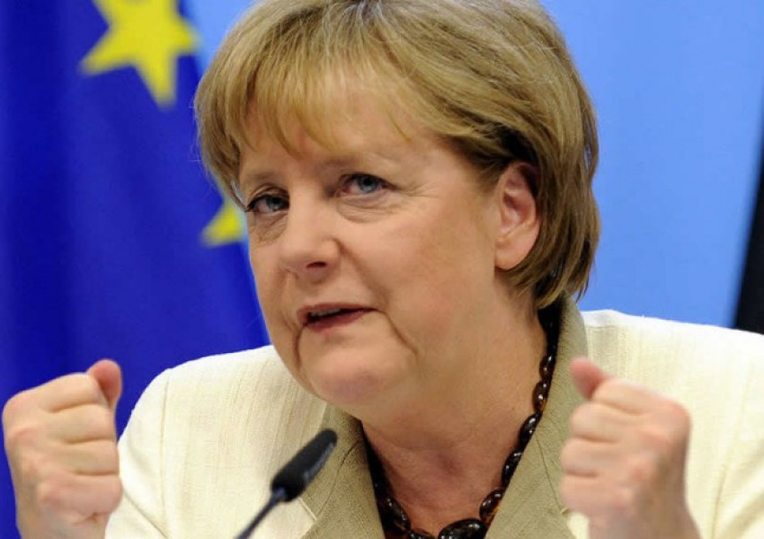 Меркел прати лична покана на нашенец за среща с нея