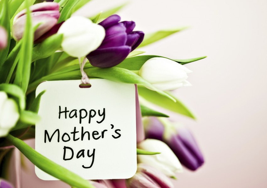 В Англия и Ирландия честват Деня на майката