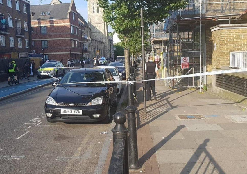 Отново нападение с нож в източен Лондон