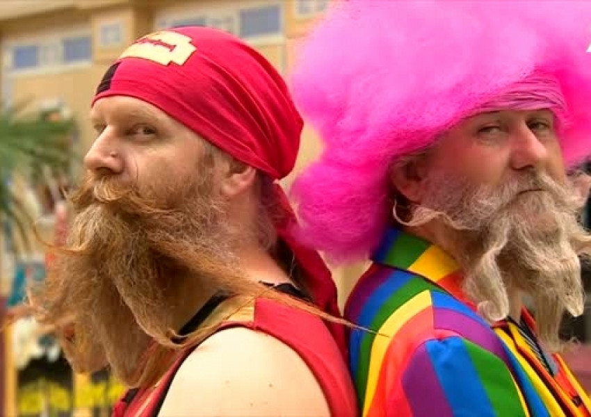 В Блекпул се проведе състезание за най-странен мустак