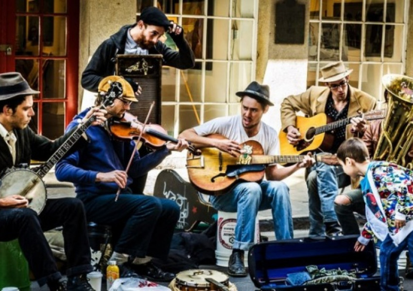 Уличните музиканти в Лондон се обордуват с ПОС-терминали