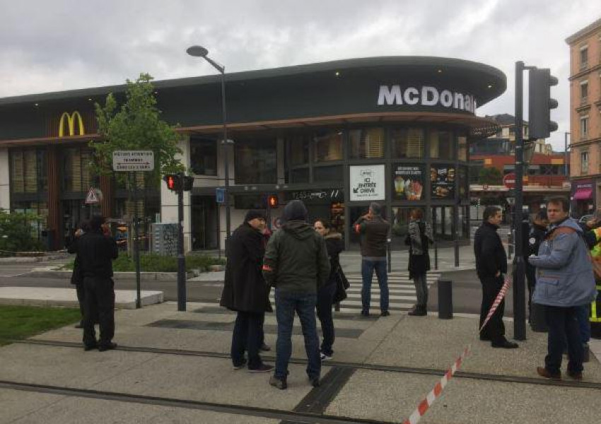 Взрив в заведение на "Макдоналдс" във Франция