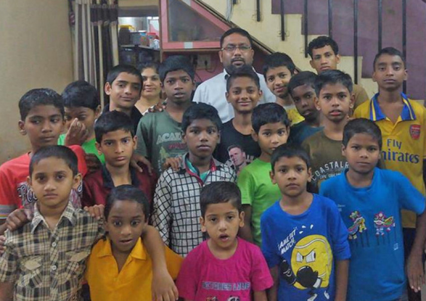 Индиец осинови 22 деца, носители на ХИВ