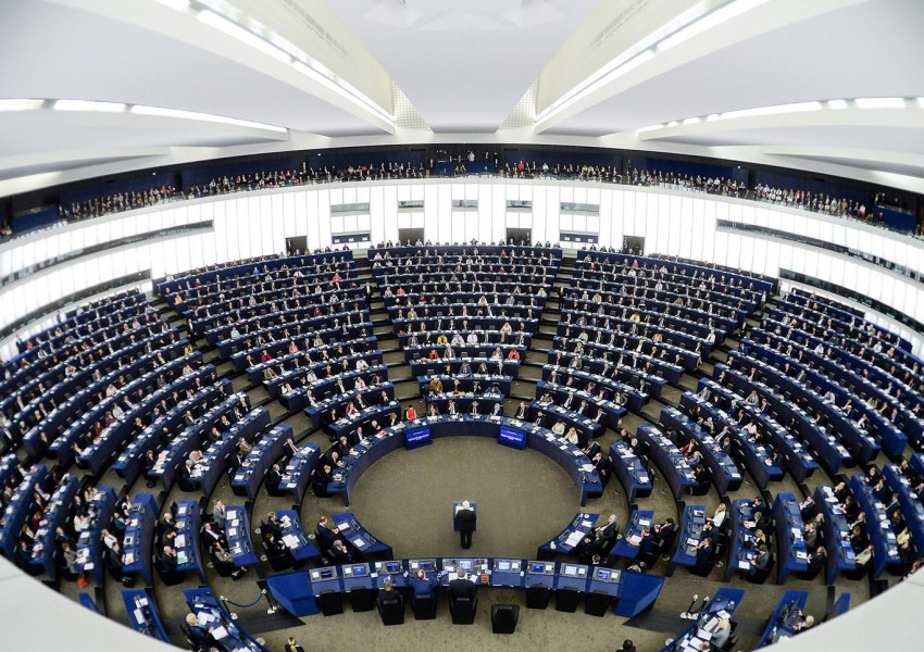 Европейският парламент: Ирландия да остане в единния пазар