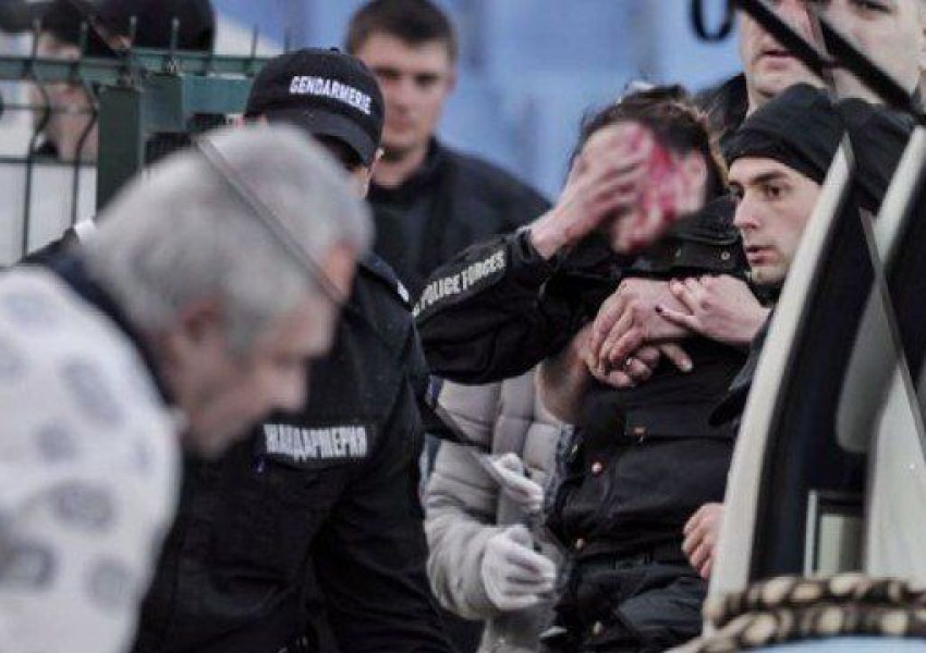 Арестуваха заподозрян за хвърлената бомба на мача Левски-ЦСКА