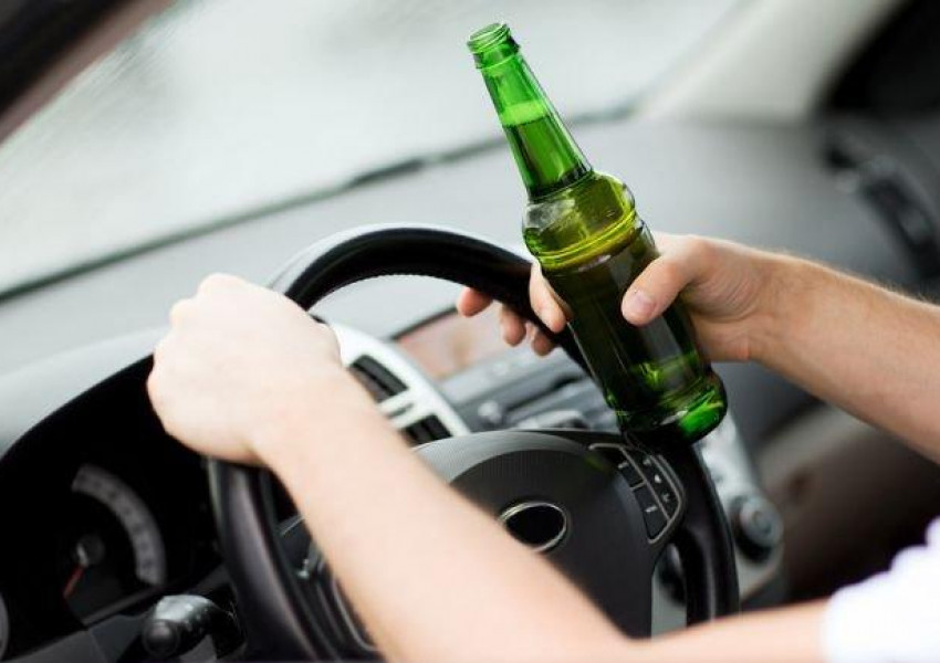 Шофьор докладва в полицията: Пил съм и карам!