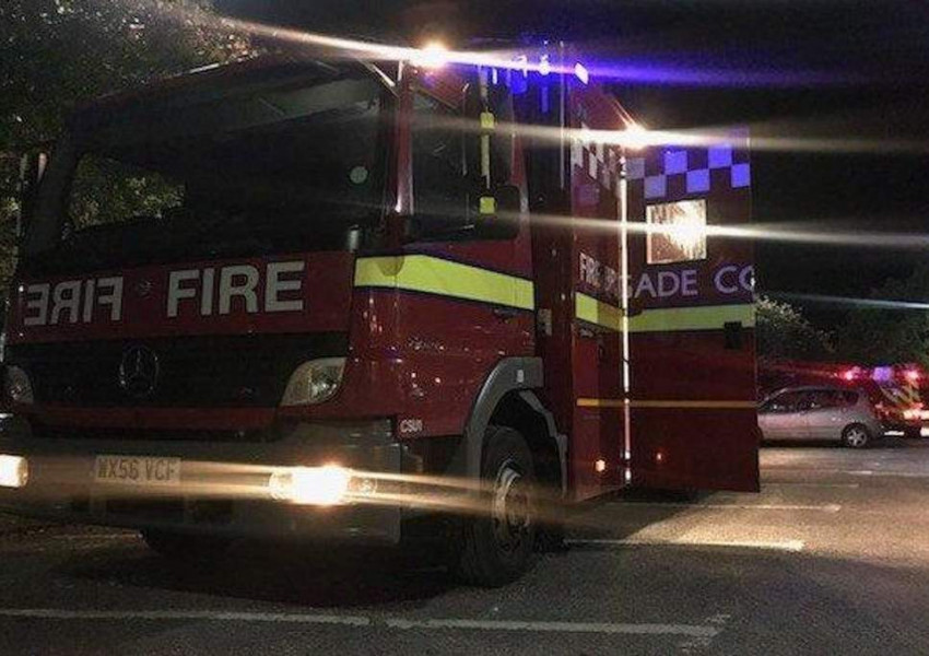 Седем души пострадаха при пожар в Айнфилд