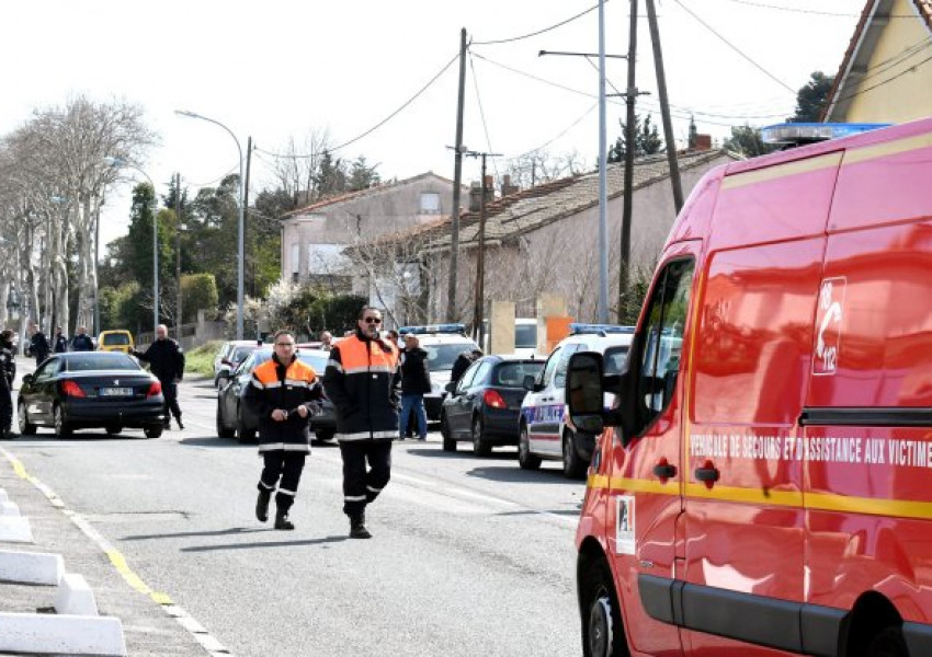 Двама души убити и 12 ранени при заложническата драма във Франция