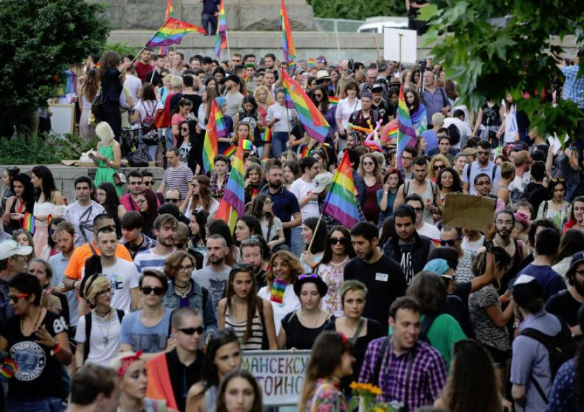 Дипломати в България за "София прайд": Дайте власт на любовта, не на омразата