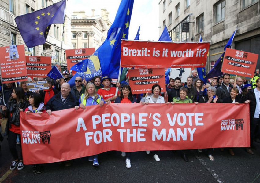 Хиляди британци протестираха с искане за втори референдум