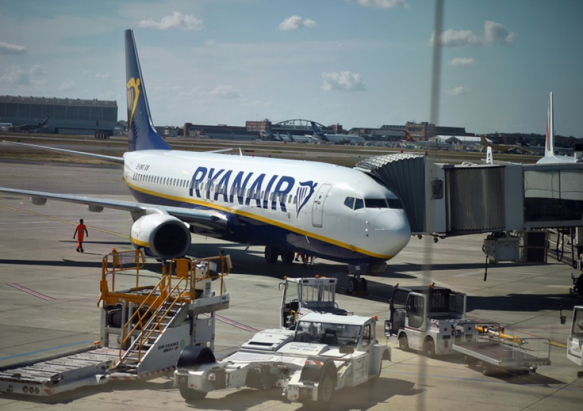 Клиент на Ryanair  се изходи по време на полет