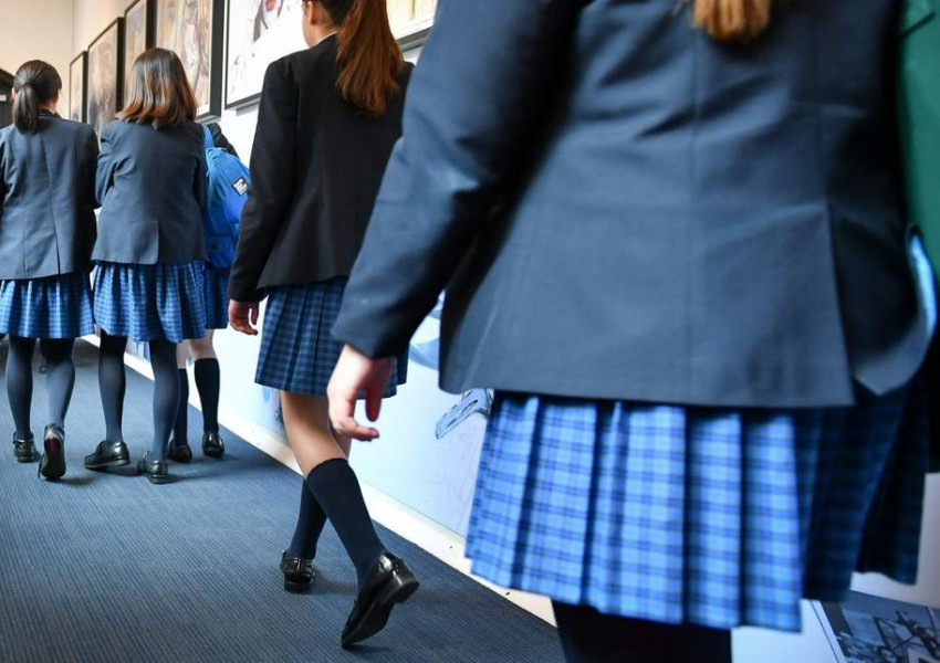 Една трета от английските ученички са жертва на сексуален тормоз
