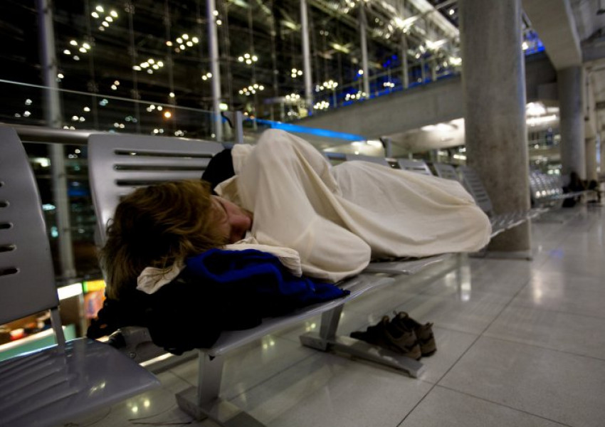 Летище „Станстед“ забранява спането на земята