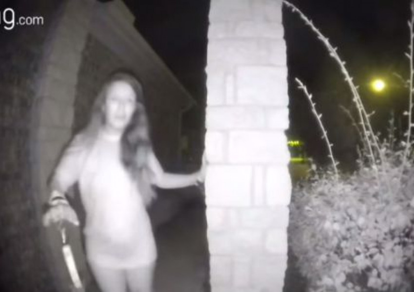 Дигитална камера в Тексас засне дух на жена (ВИДЕО)