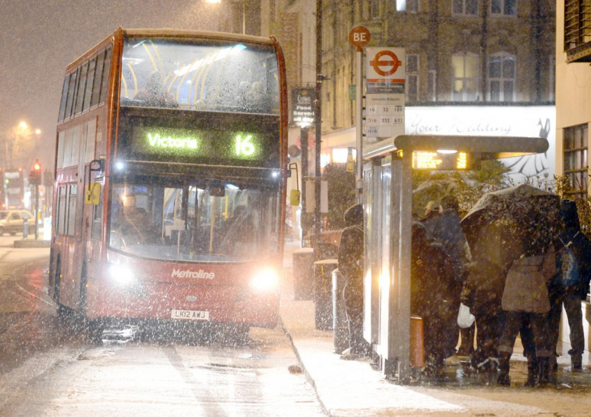 Транспортните служби на Лондон: Снегът няма да парализира града!