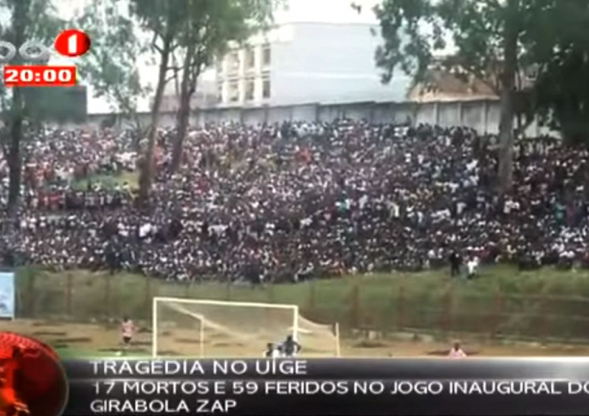 Трагедия в Ангола! 17 души загинаха по време на мач (ВИДЕО)