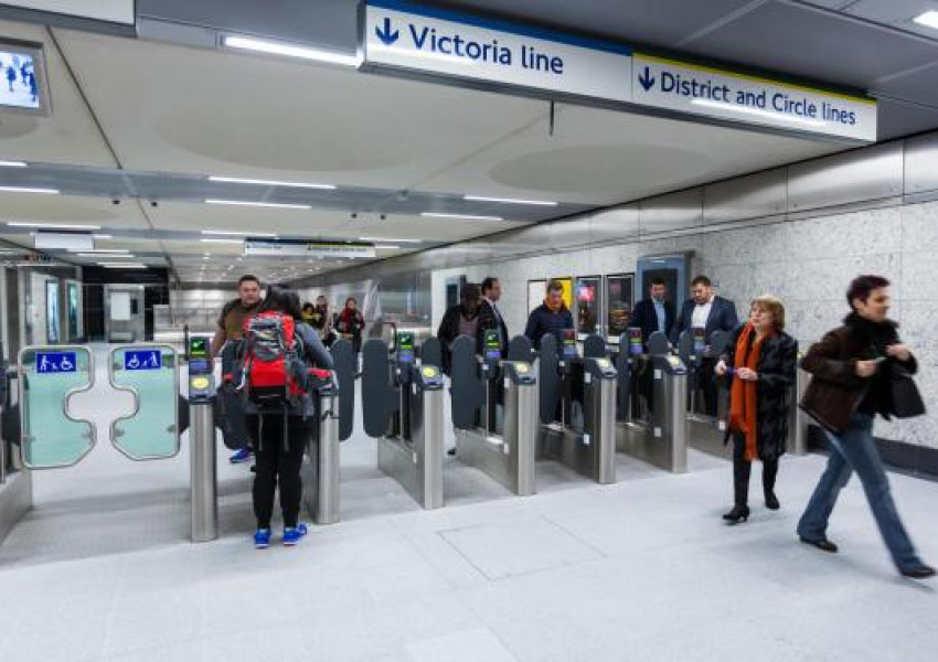 Вижте Victoria Station след ремонта за стотици милиона паунда