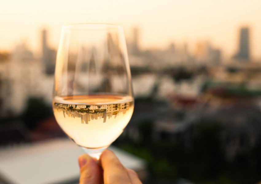 Англичаните пият 7 пъти повече вино от преди години