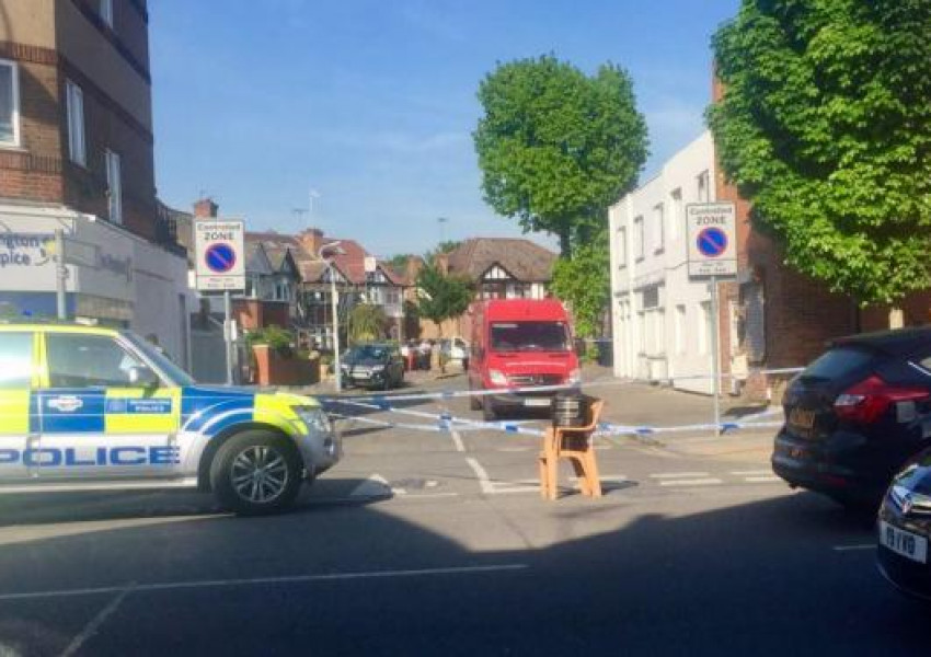 Трима мъже са в болница след жестоко сбиване в Западен Лондон
