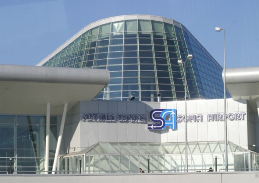 Откриха нови пропускателни пунктове на летище София