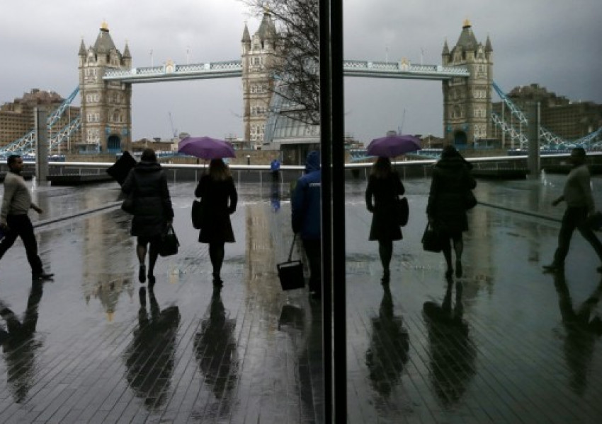 Сексскандал на Острова: Тормоз на жени на галавечеря  