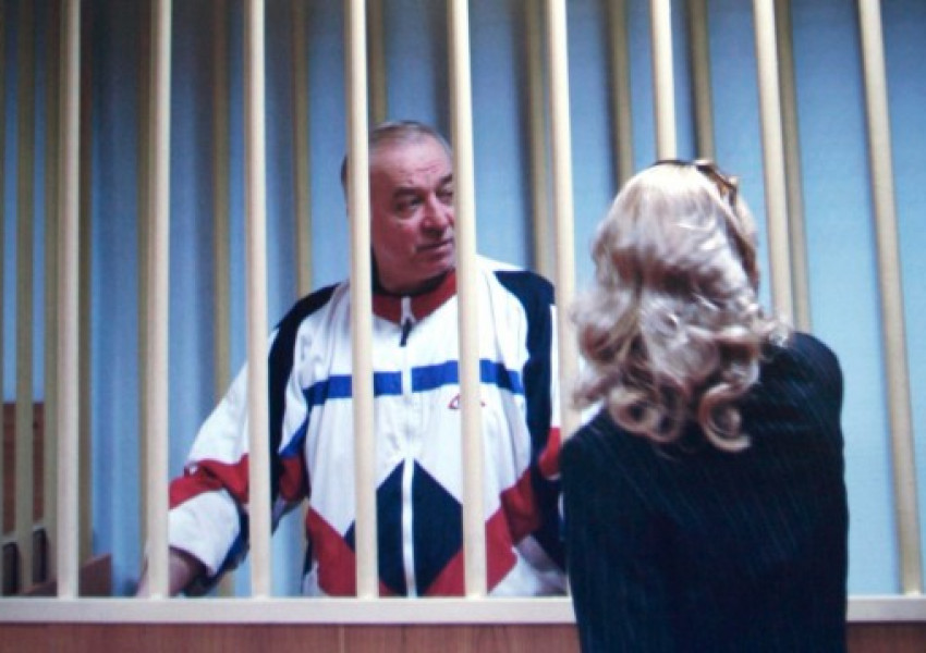 Въпросът е: Защо още няма снимка на отровения Скрипал? 