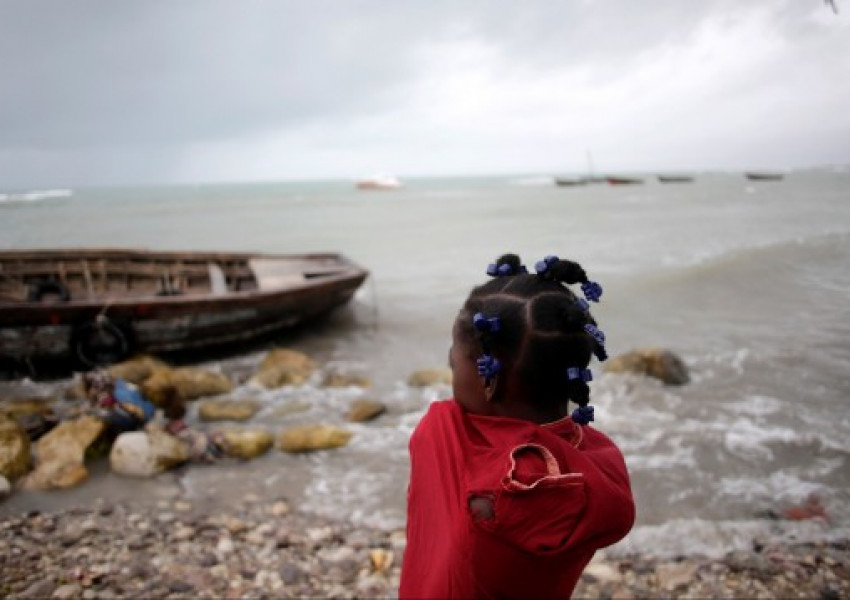 Индия въвежда смъртно наказание за изнасилвачи на момичета 