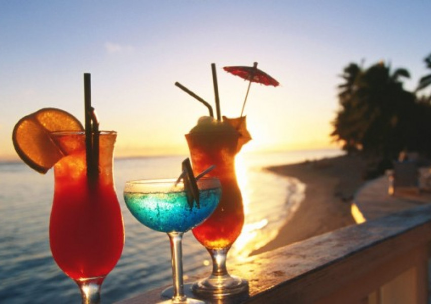 Европа забранява пластмасовите сламки и вилици  