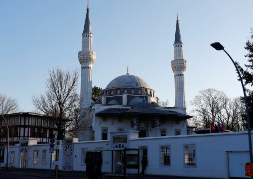 Идеята за въвеждане на "данък джамия" все по-популярна в Германия