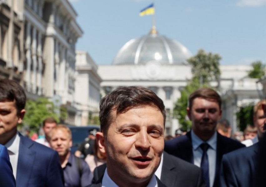Партията на Зеленски се готви да управлява Украйна  