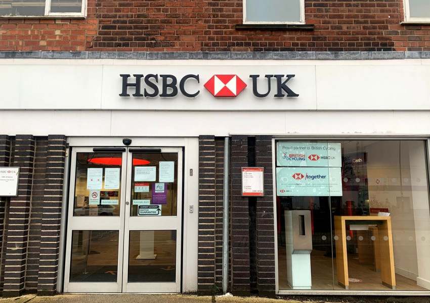  HSBC - Най-голямата частна банка на Острова затваря над сто клона за клиенти