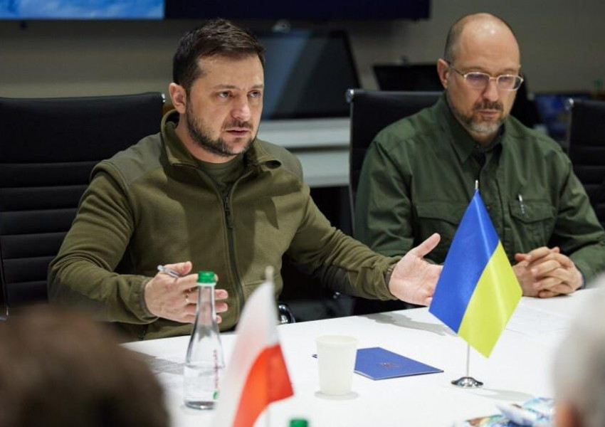 Украйна ще поднови мирните преговори с Русия, но след като предприеме серия от контраатаки