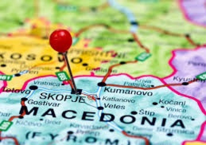 И Македонският президент Пендаровски осъди изгарянето на българското знаме