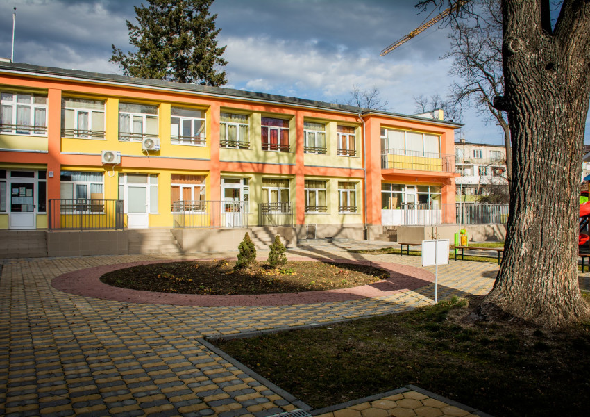 Около 25 000 деца са посетили детските градини в София след отварянето им