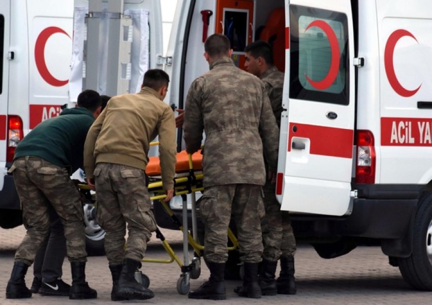 Близо 50 цивилни са пострадали при поредния атентат в Турция