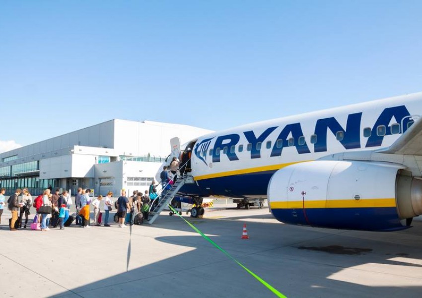 Ryanair раздават безплатни билети онлайн? (СНИМКА)
