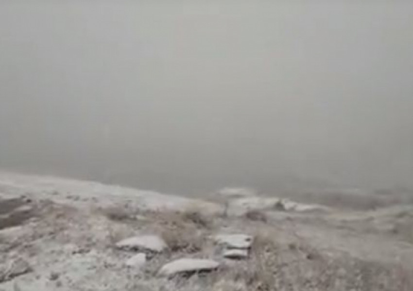 Първи сняг падна в Румъния (ВИДЕО)